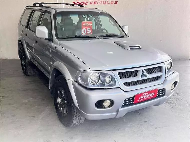 Mitsubishi Pajero Sport Prata 1