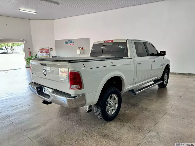 RAM 2500 Branco 4