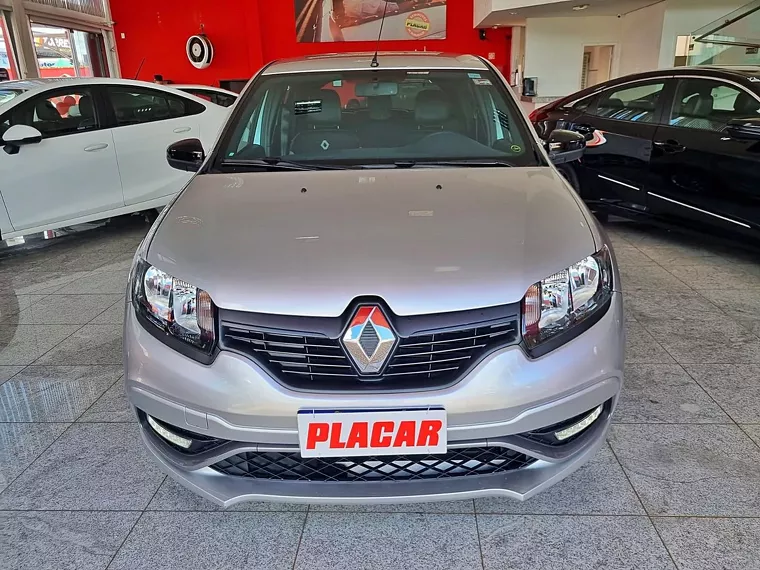 Renault Sandero Prata 2