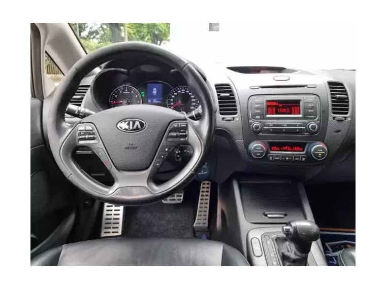 KIA Cerato Prata 6