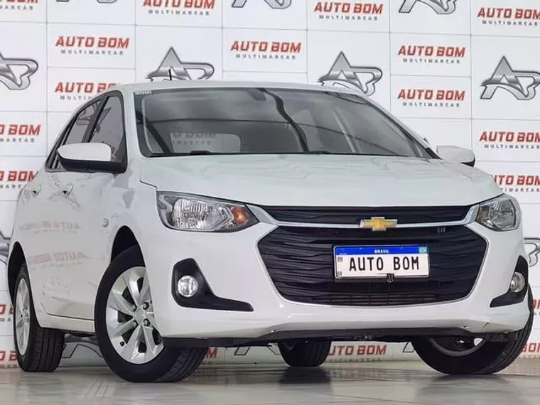 Chevrolet Onix Branco 2