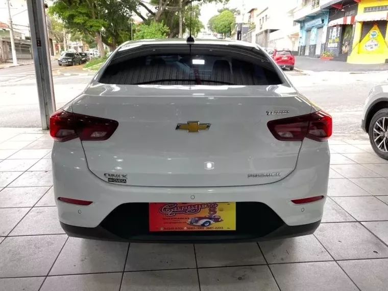 Chevrolet Onix Branco 1