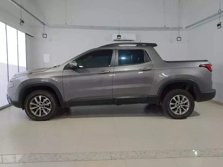 Fiat Toro Cinza 5