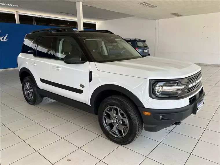 Ford Bronco Sport Branco 3