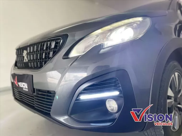 Peugeot 2008 Cinza 4