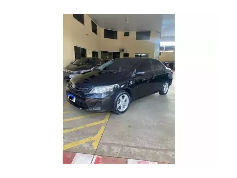 Toyota Corolla Preto 4