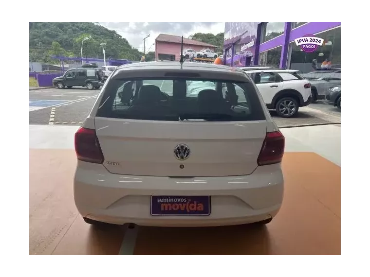 Volkswagen Gol Branco 7