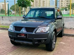 Mitsubishi Pajero TR4