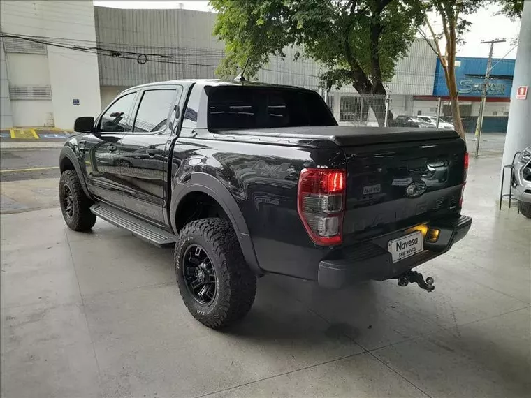 Ford Ranger Preto 4