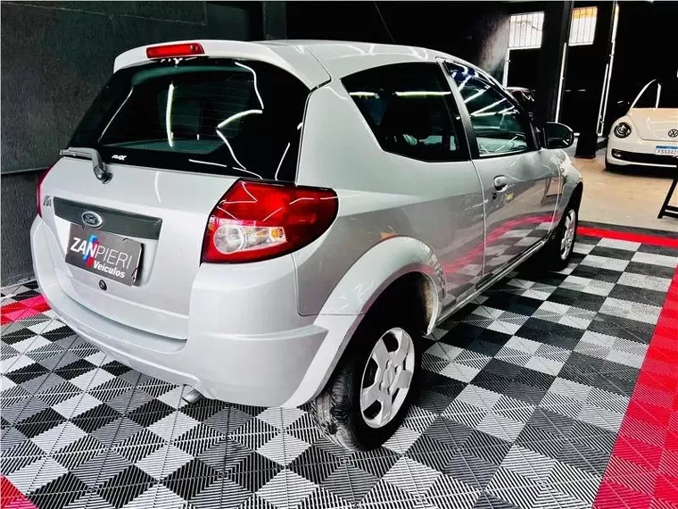 Ford KA Prata 1