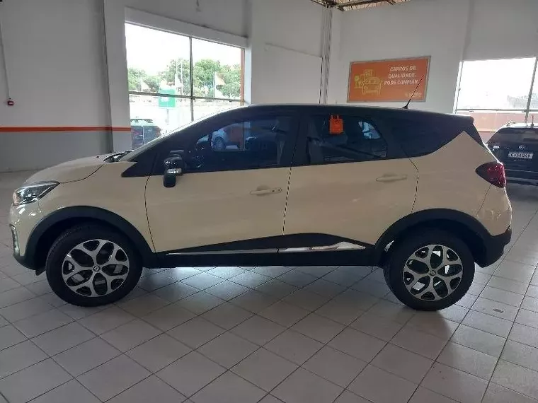 Renault Captur Bege 10