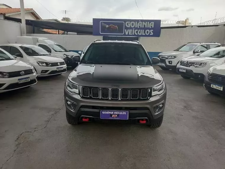 Jeep Compass Cinza 18