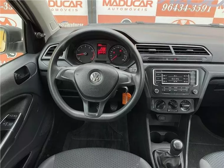 Volkswagen Voyage Branco 4