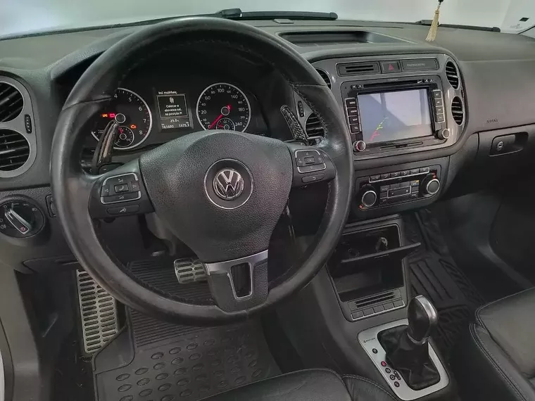 Volkswagen Tiguan Branco 14