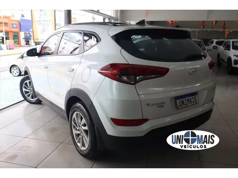 Hyundai Tucson Branco 14