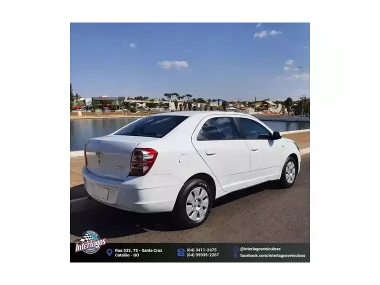 Chevrolet Cobalt Branco 7