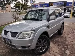 Mitsubishi Pajero TR4