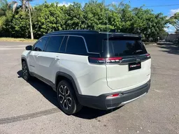 Jeep Commander