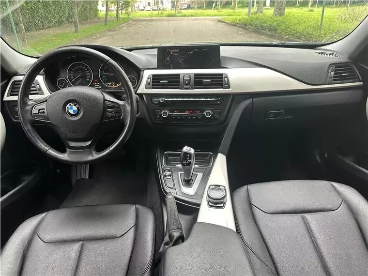BMW 320i Cinza 9