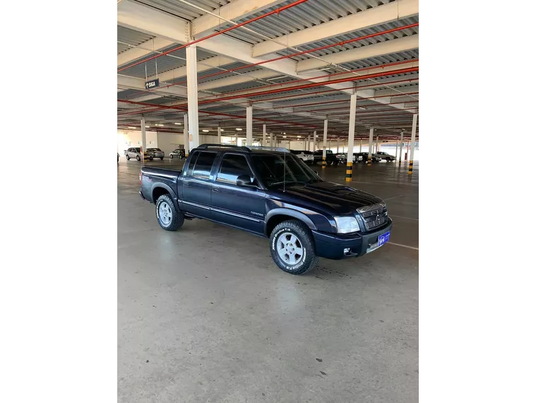 Chevrolet S10 Roxo 6