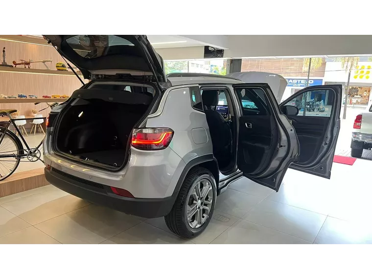 Jeep Compass Prata 5