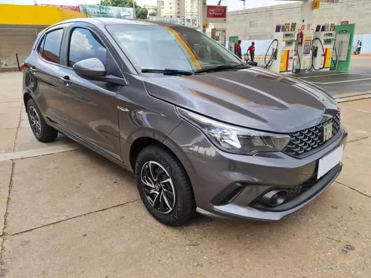 Fiat Argo Cinza 1