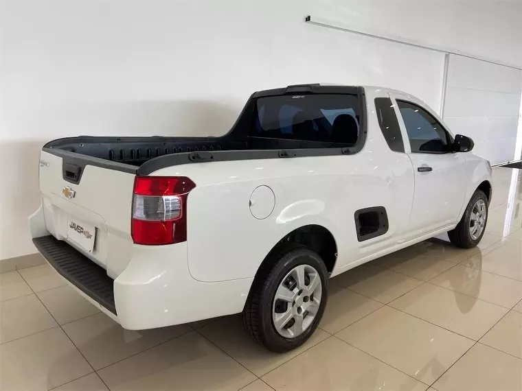 Chevrolet Montana Branco 8