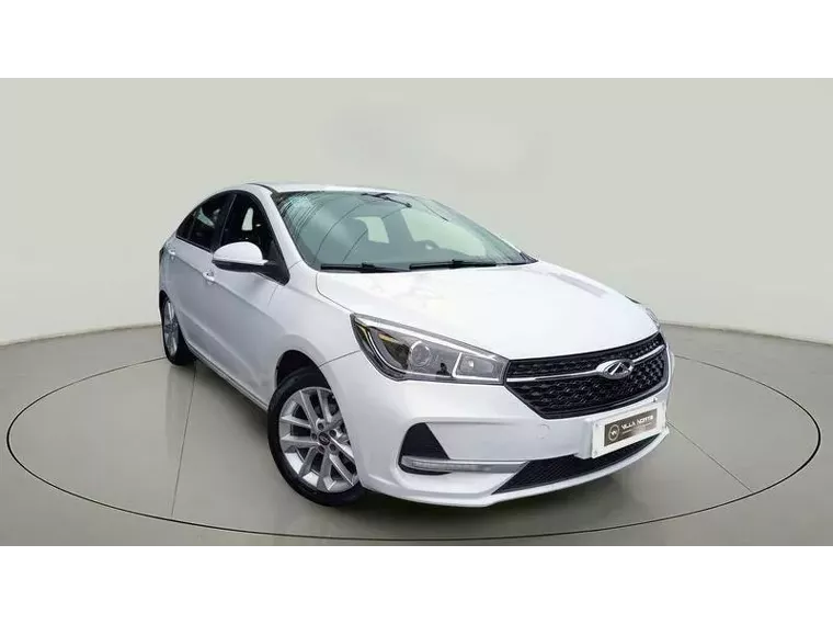 Chery Arrizo 5 Branco 1