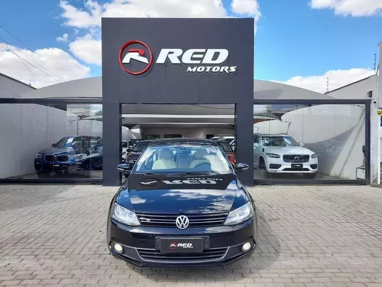 Volkswagen Jetta Preto 5