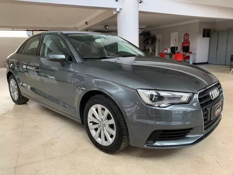 Audi A3 Cinza 7