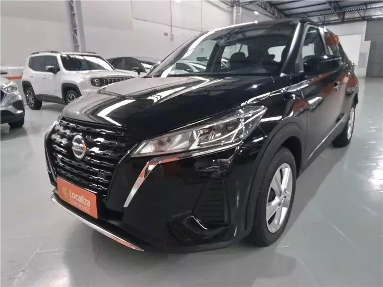 Nissan Kicks Preto 1