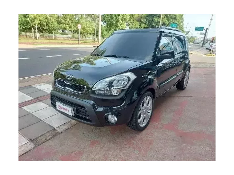 KIA Soul Preto 8