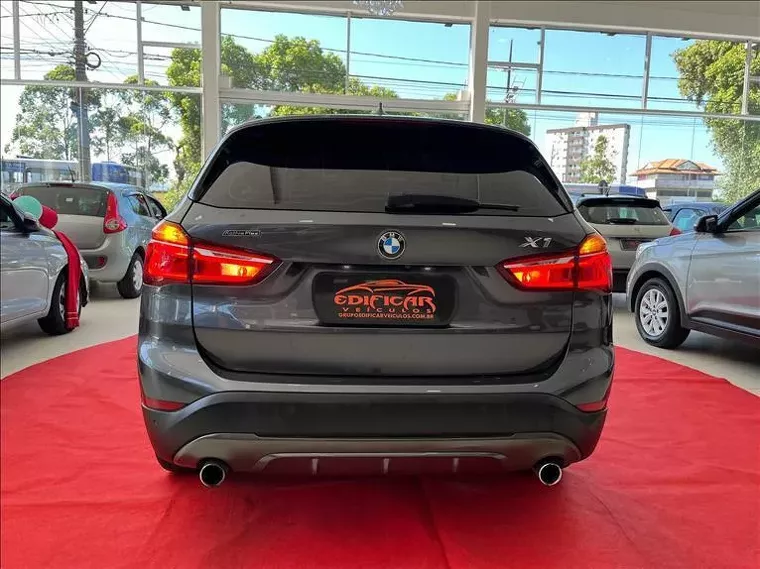 Foto do carro
