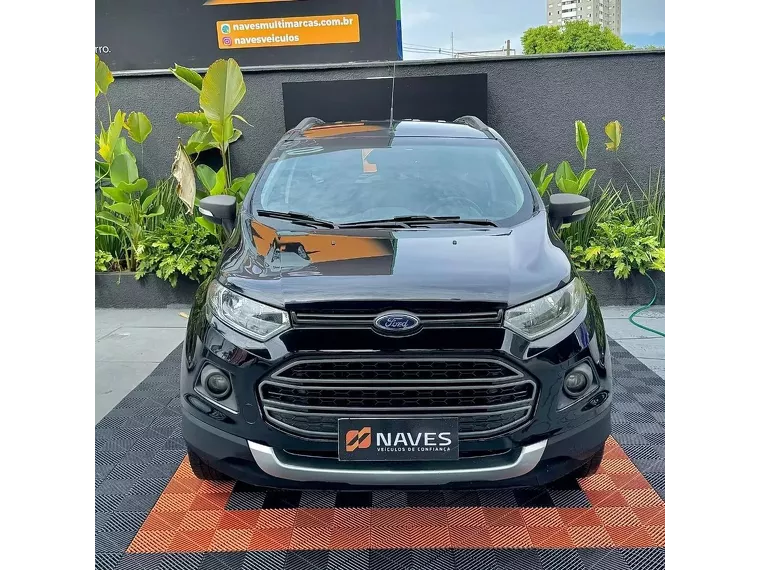 Ford Ecosport Preto 4