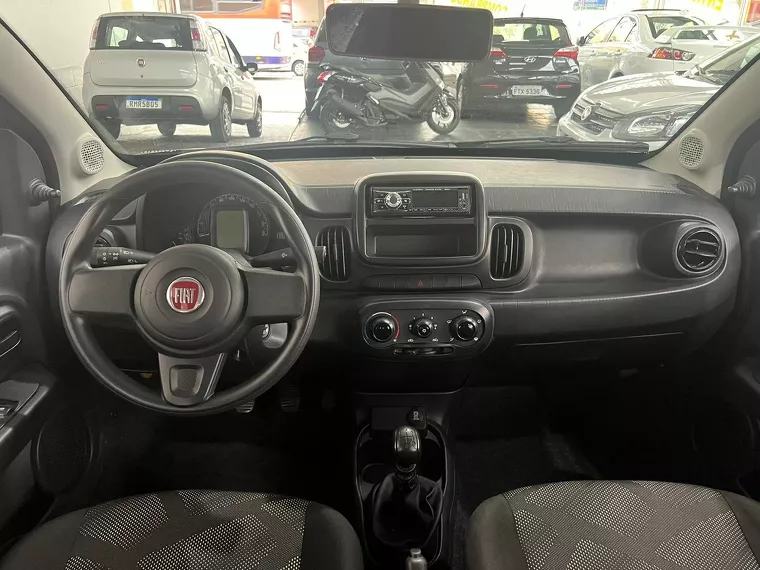 Fiat Mobi Cinza 11