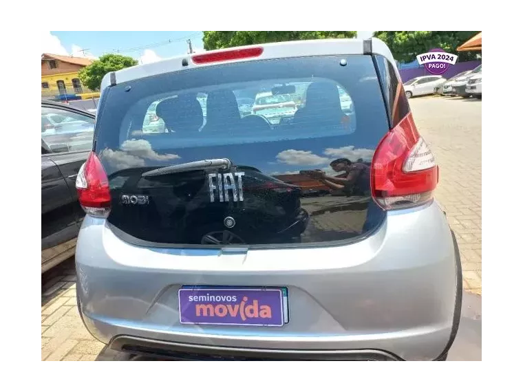 Fiat Mobi Prata 2