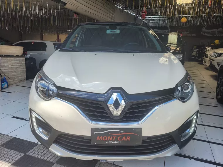 Renault Captur Bege 4