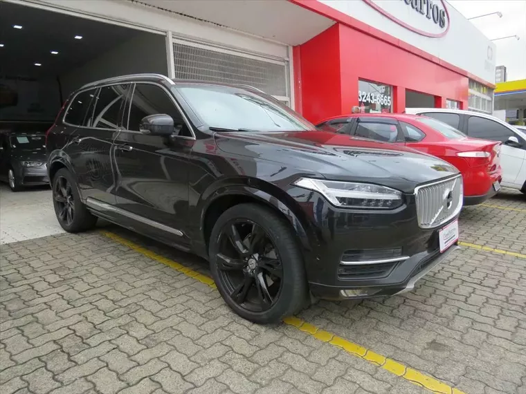 Volvo XC90 Preto 13