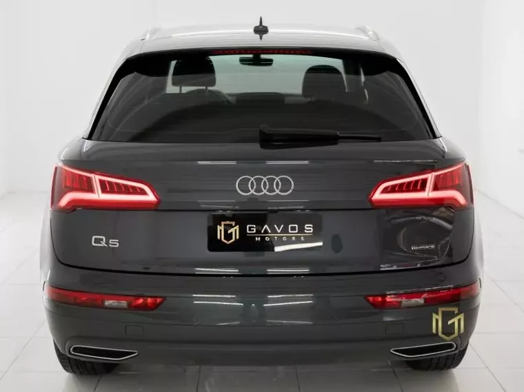 Audi Q5 Cinza 6