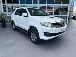 Toyota Hilux SW4