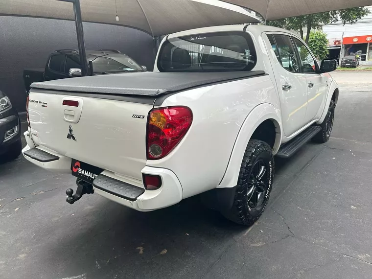 Mitsubishi L200 Branco 5