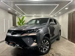 Toyota Hilux SW4