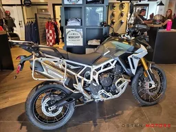 Triumph Tiger 900