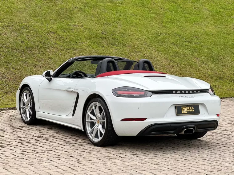 Porsche 718 Branco 8