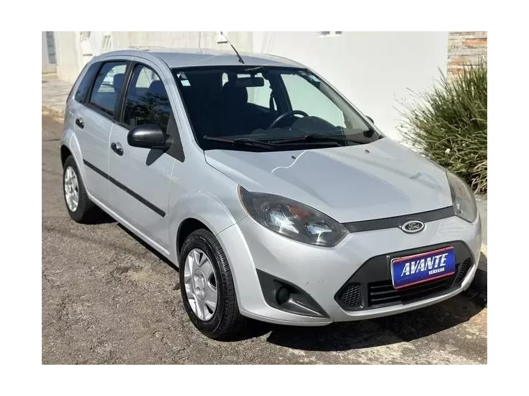 Ford Fiesta Prata 21