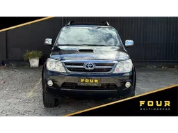 Toyota Hilux SW4