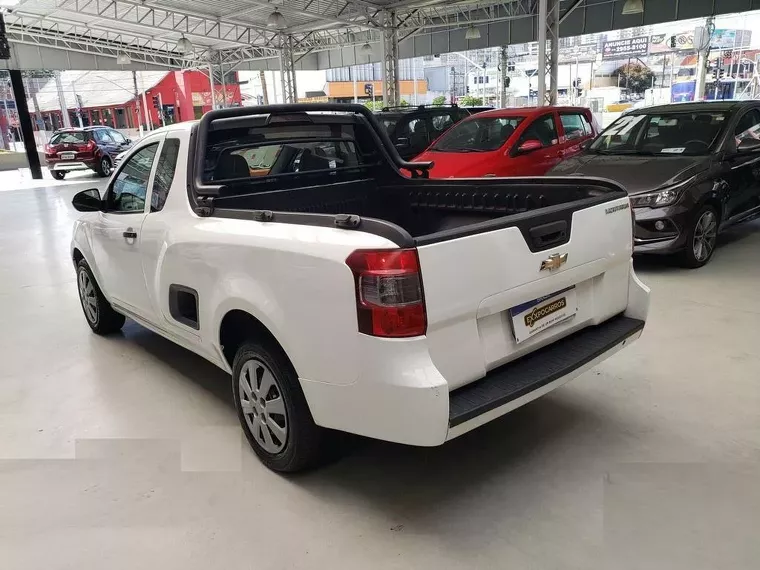 Chevrolet Montana Branco 9