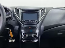 Hyundai HB20X