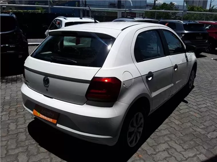 Volkswagen Gol Branco 2