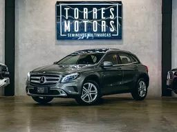 Mercedes-benz GLA 200